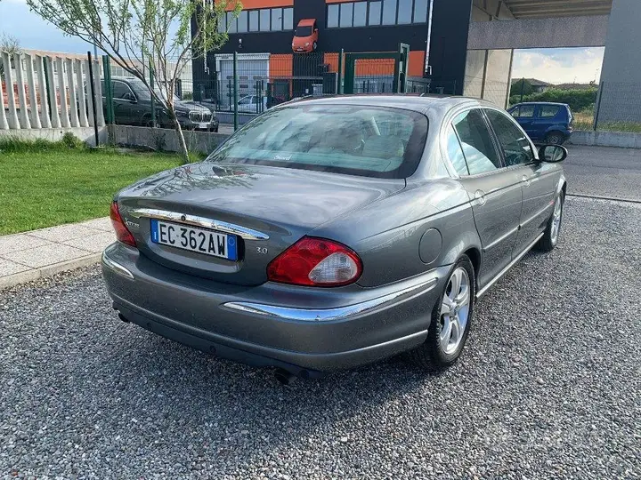 Jaguar X-Type 2002 photo 5