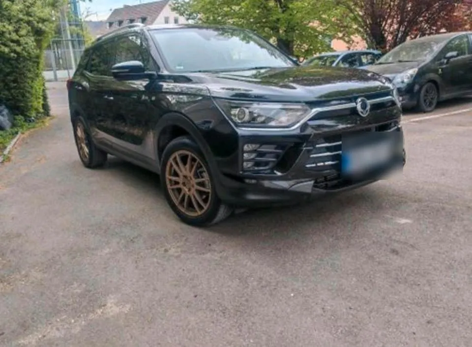 KG Mobility Korando