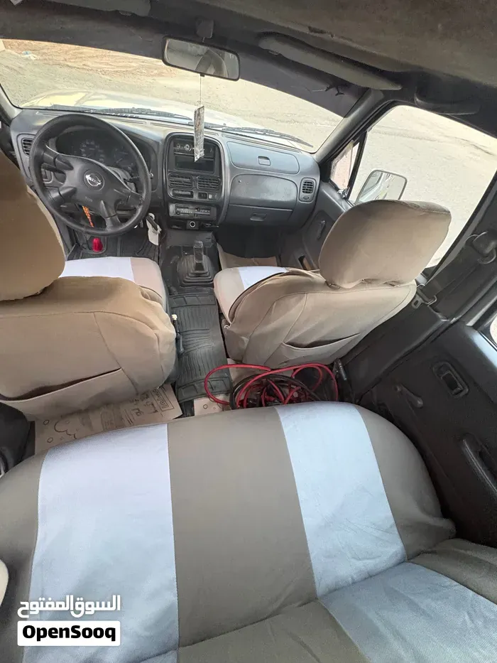 Nissan Navara Dx 2002 photo 4