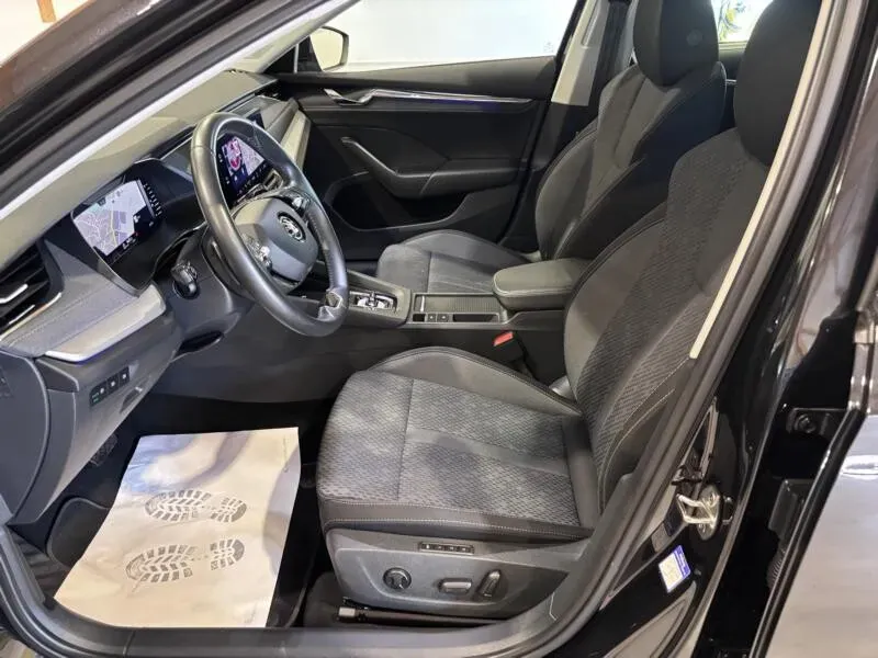 Skoda Octavia 2023 photo 3