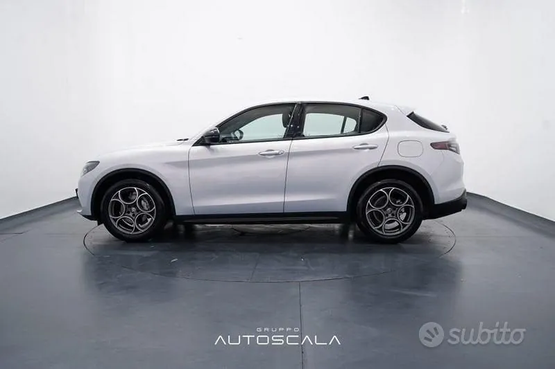 Alfa Romeo Stelvio 2024 photo 3