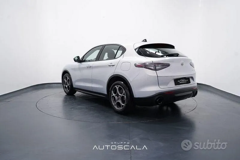 Alfa Romeo Stelvio 2024 photo 4
