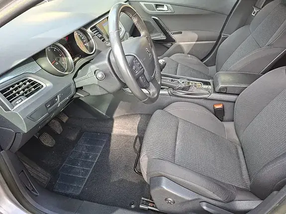 Peugeot 508 2014 photo 5