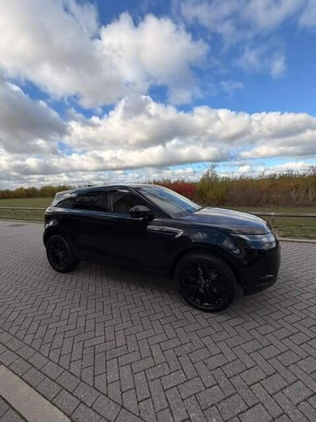 Land Rover Range Rover Evoque 2021 photo 3