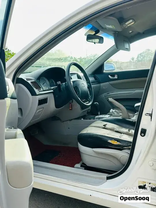 Hyundai Sonata 2009 photo 2