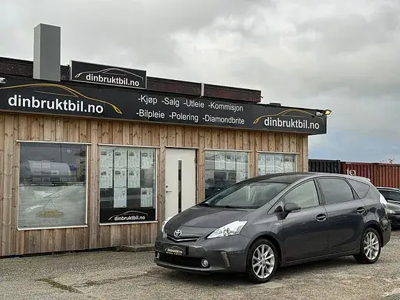 Toyota Prius 2014 photo 2