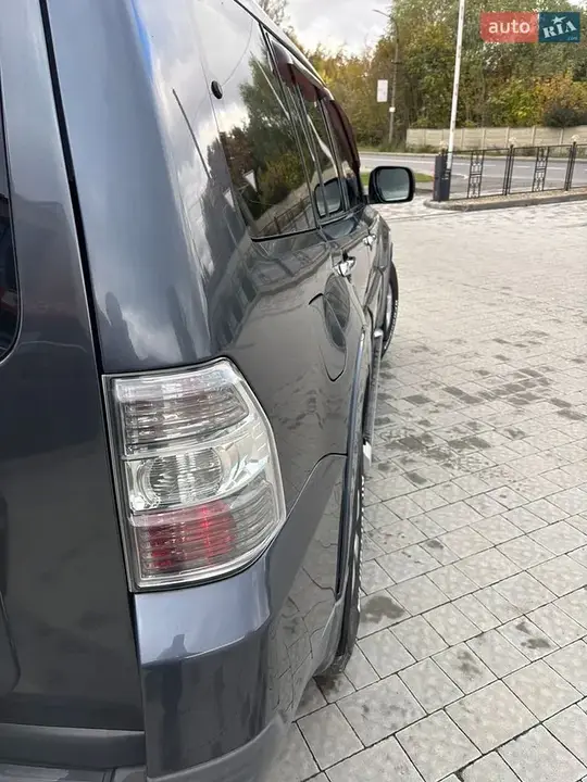 Mitsubishi Pajero Wagon 2007 photo 4