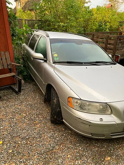 Volvo V70 2005 photo 2