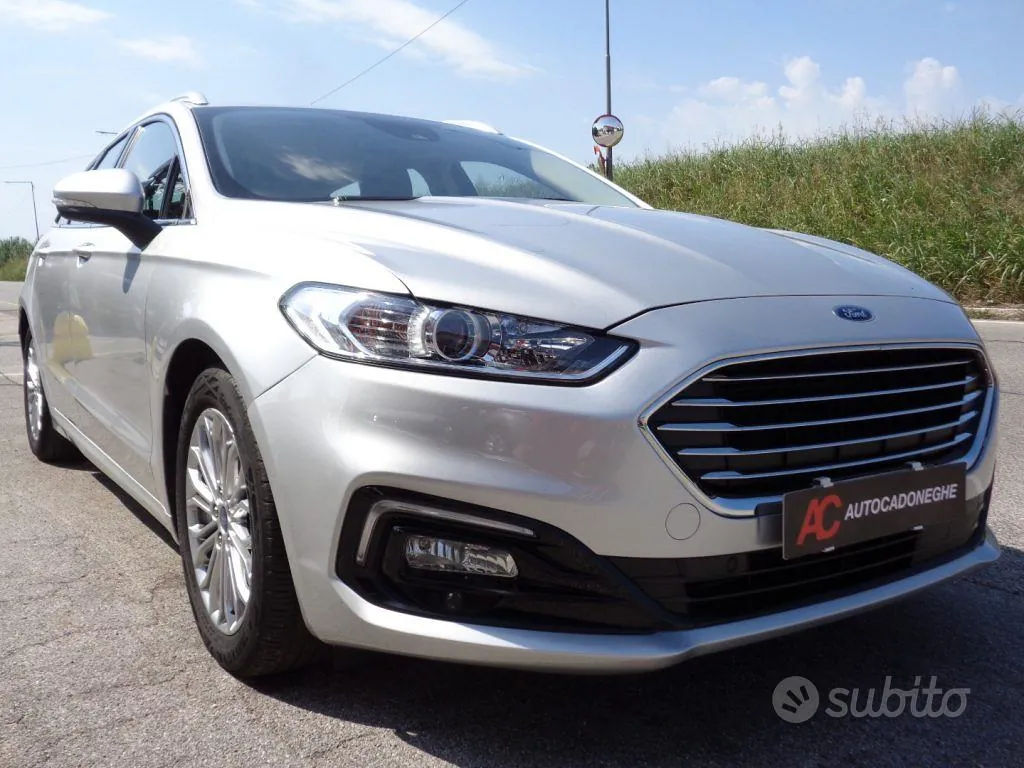 Ford Mondeo 2022 photo 2
