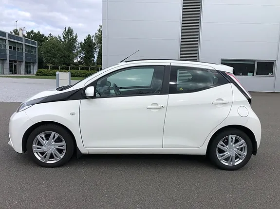 Toyota Aygo 2017 photo 3