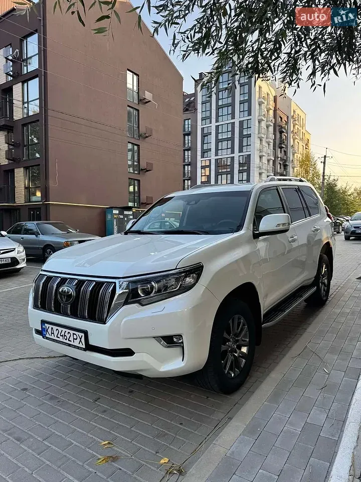 Toyota Land Cruiser Prado 2019 photo 4