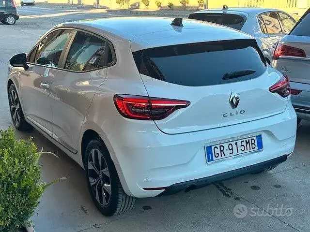 Renault Clio 2023 photo 5