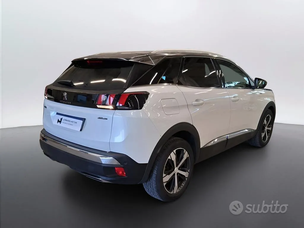 Peugeot 3008 2019 photo 2