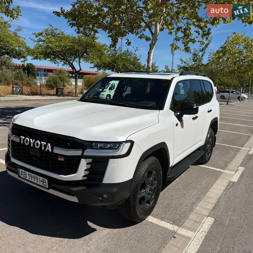 Toyota Land Cruiser 2023 photo 3