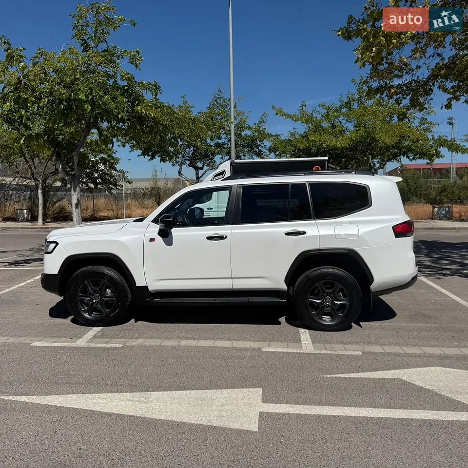 Toyota Land Cruiser 2023 photo 4