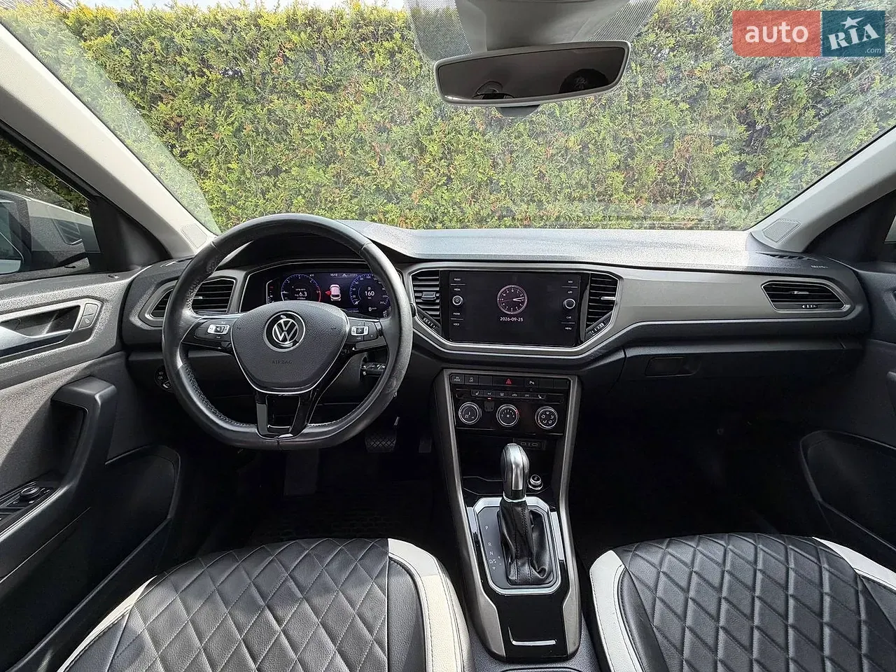 Volkswagen T-Roc 2020 photo 5