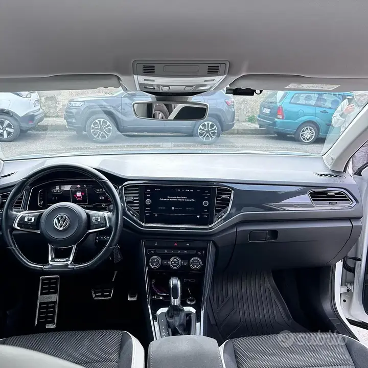 Volkswagen T-Roc 2018 photo 5