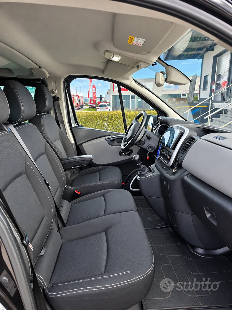 Nissan Nv300
