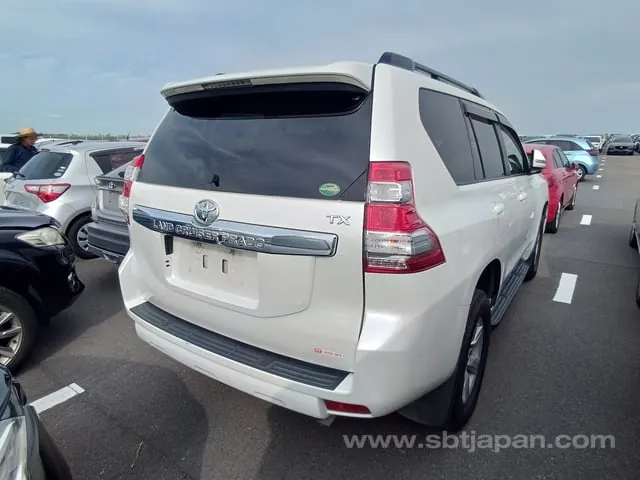 Toyota Land Cruiser Prado 2017 photo 4
