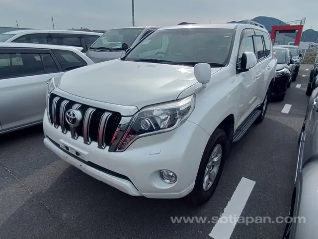 Toyota Land Cruiser Prado 2017 photo 2