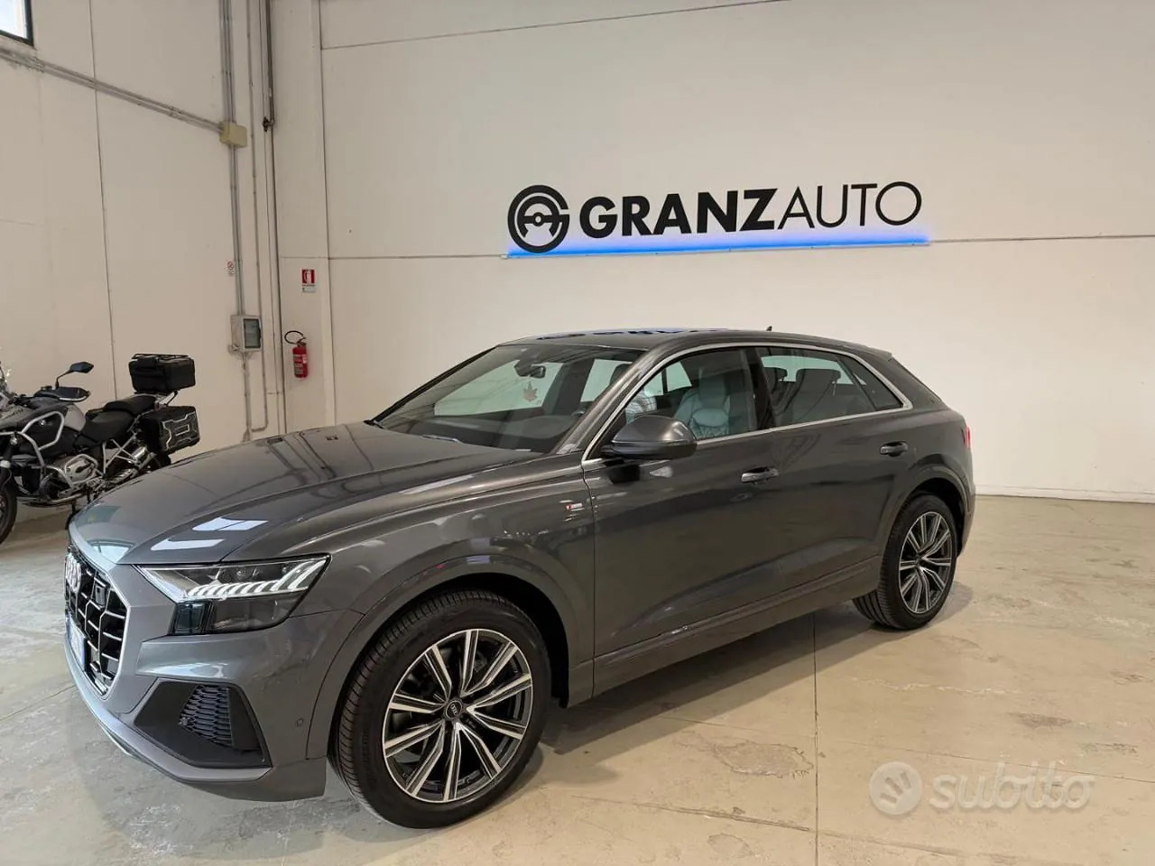 Audi Q8 2021 photo 3