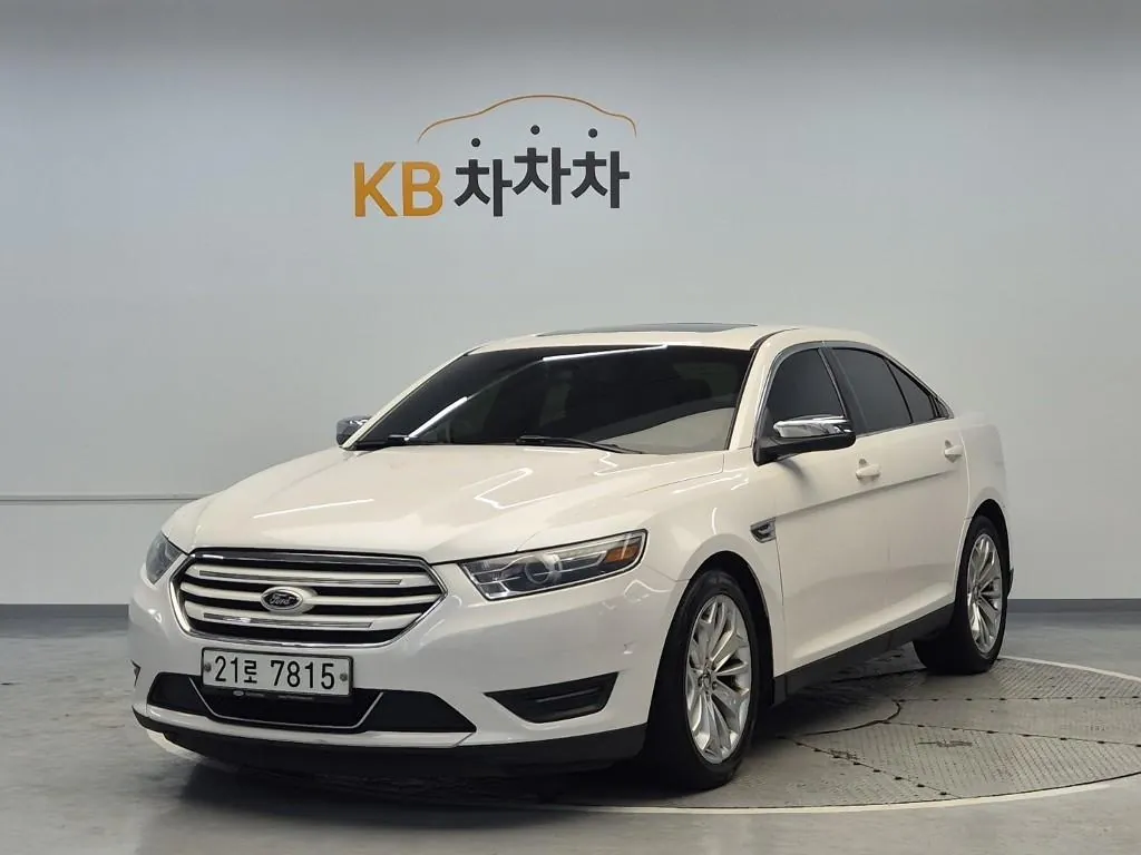 Ford Taurus