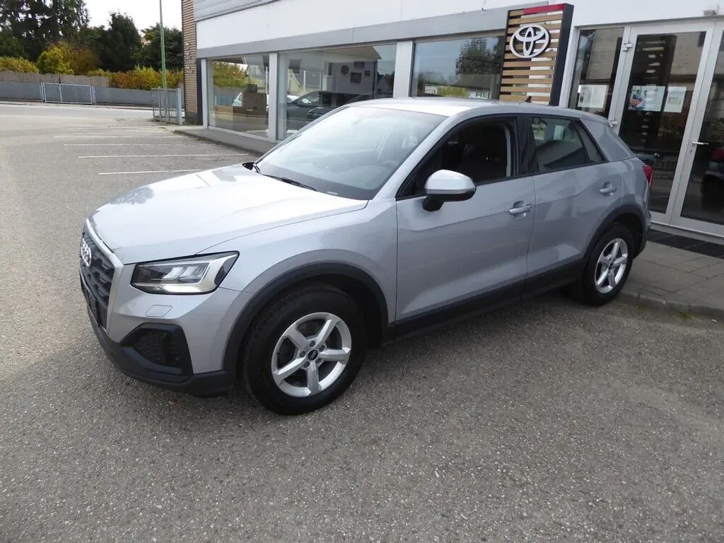 Audi Q2 2021 photo 2