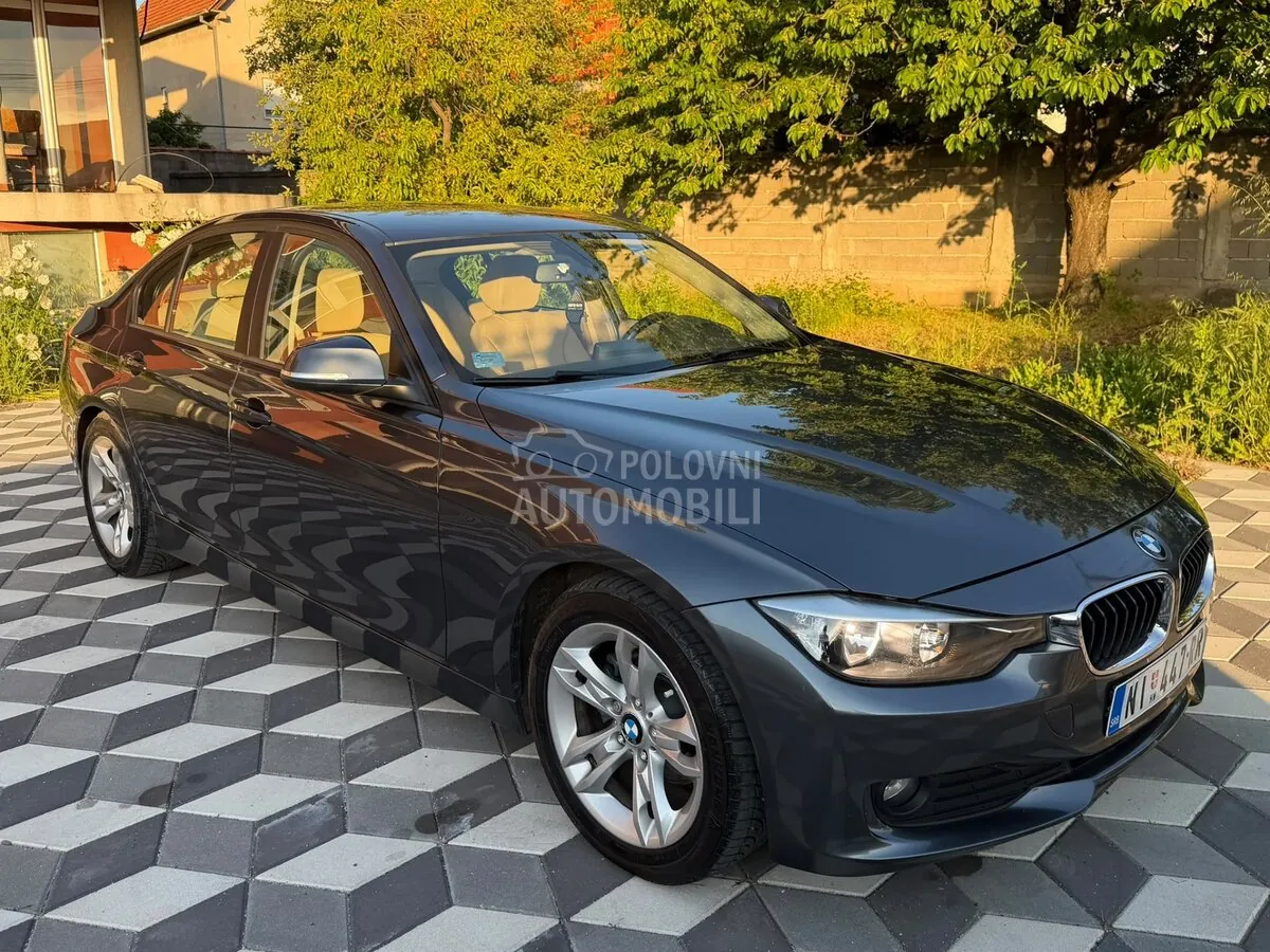 BMW 320 2012 photo 3