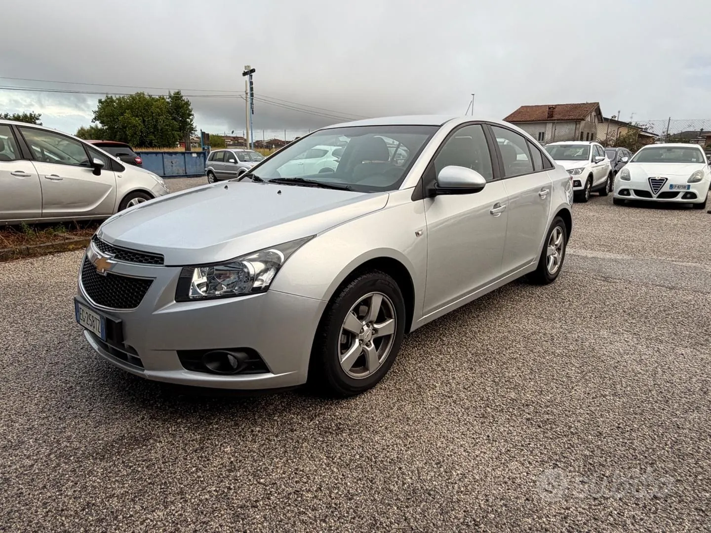 Chevrolet Cruze 2011 photo 2