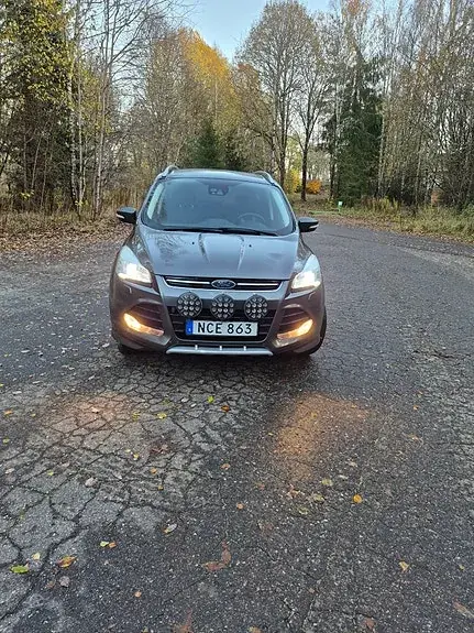 Ford Kuga 2016 photo 3