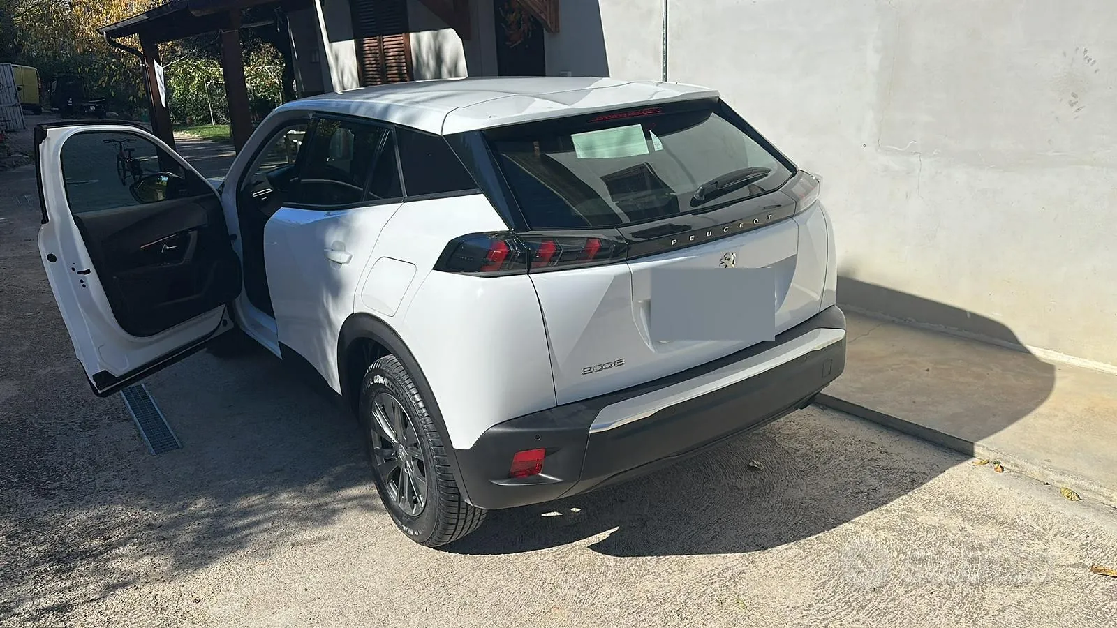 Peugeot 2008 2022 photo 4