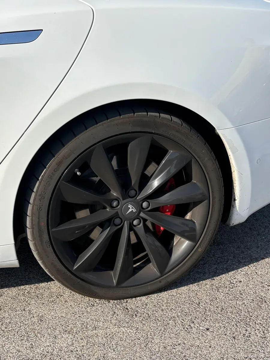 Tesla Model S 2017 photo 3