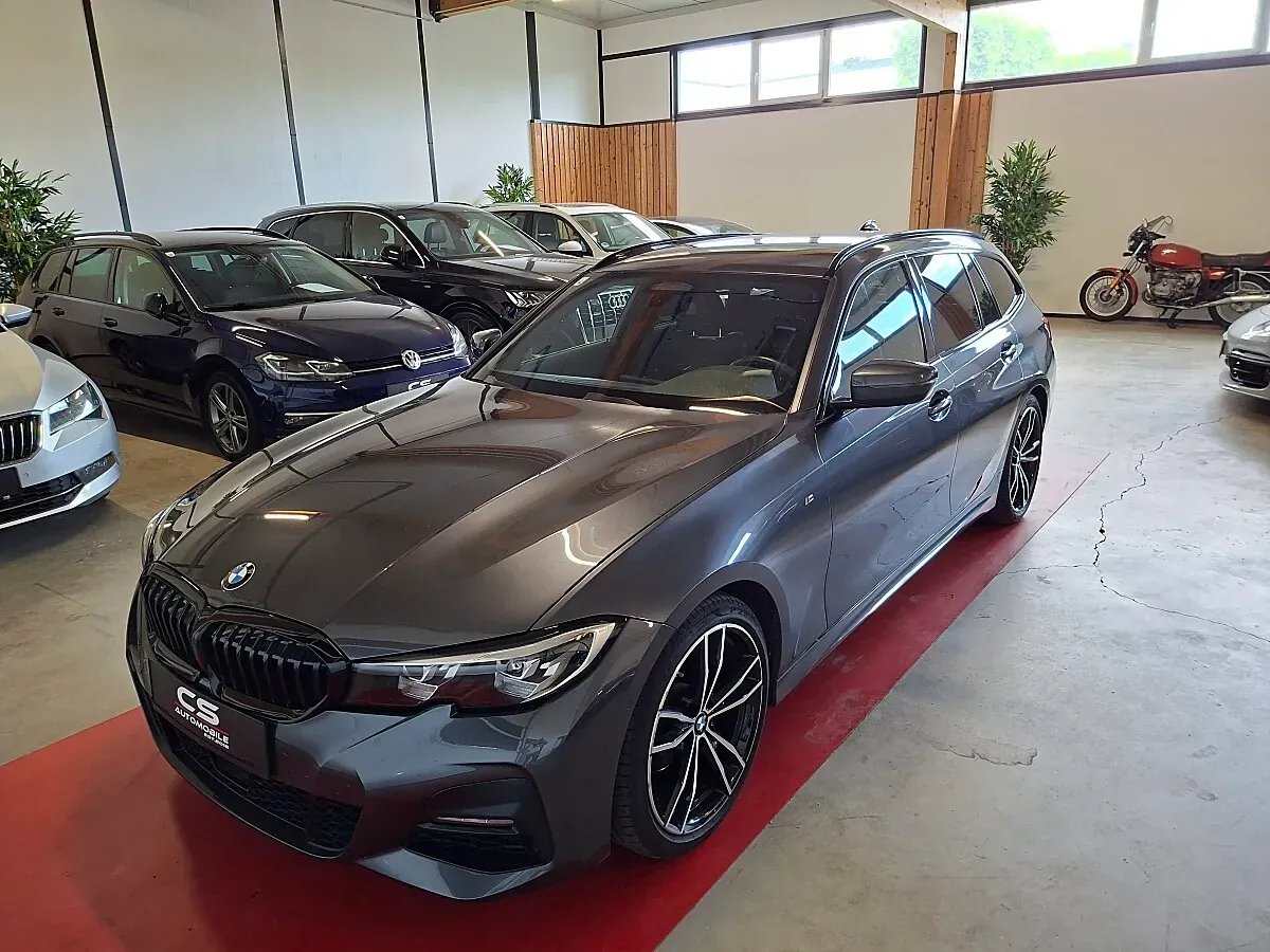 BMW 3 Series 2020 photo 2