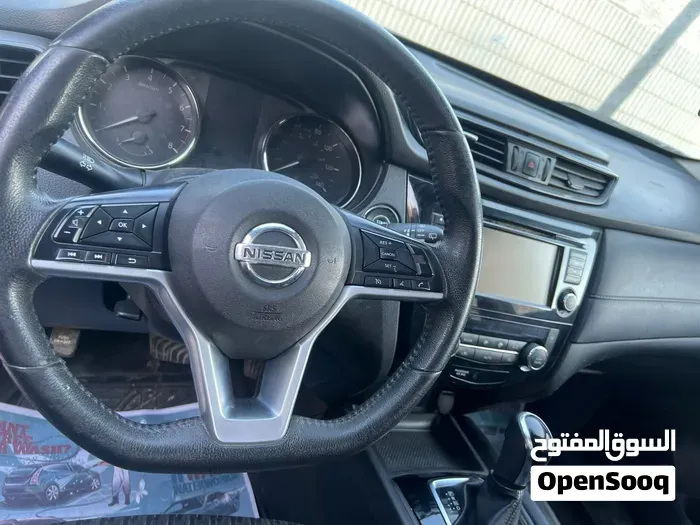 Nissan Rogue 2018 photo 3