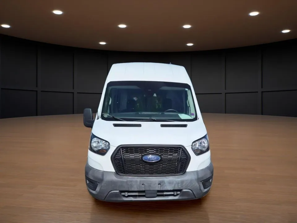 Ford Transit 2021 photo 2