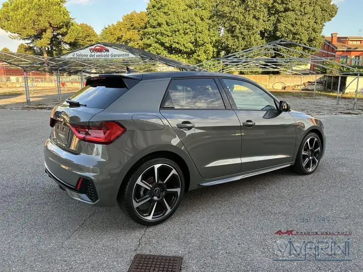 Audi A1 2025 photo 5