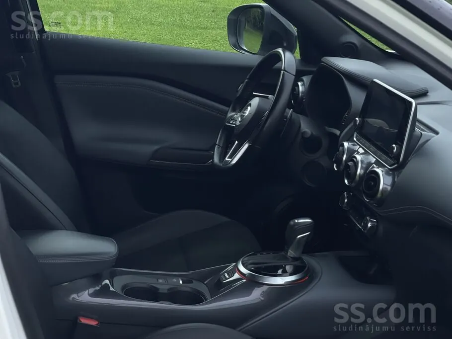 Nissan Juke 2022 photo 2