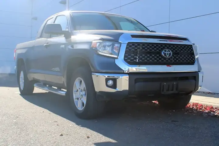 Toyota Tundra 2021 photo 2