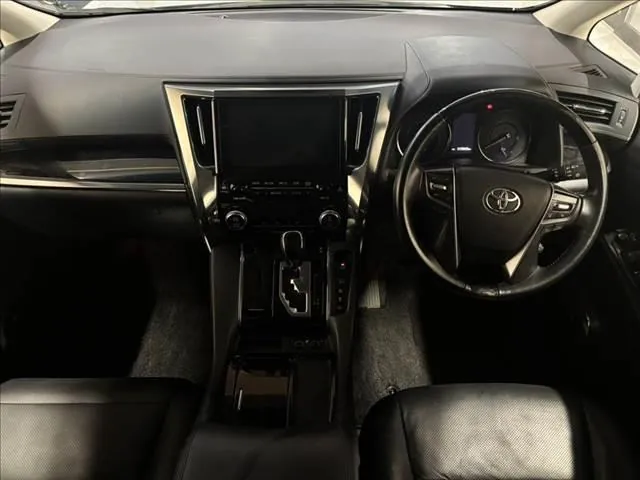 Toyota Alphard Hybrid 2019 photo 3