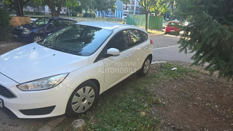 Ford Focus 2015 photo 2