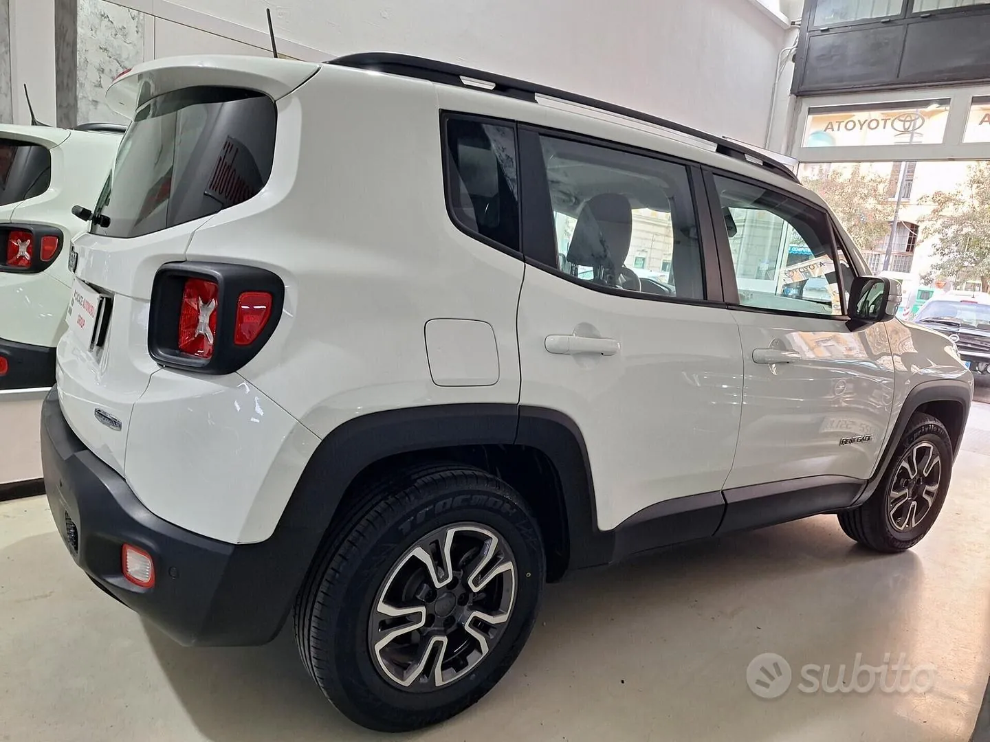 Jeep Renegade 2018 photo 2
