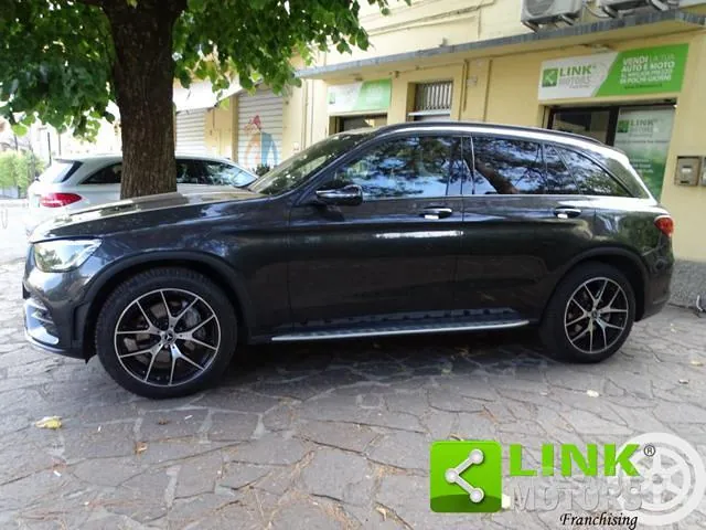 Mercedes-Benz Glc 300 2019 photo 4