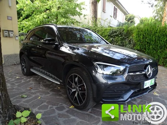 Mercedes-Benz Glc 300 2019 photo 2