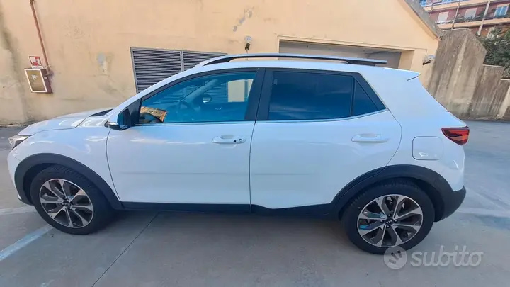 Kia Stonic 2018 photo 4