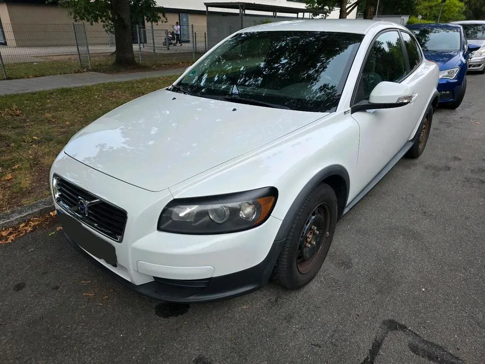 Volvo C30