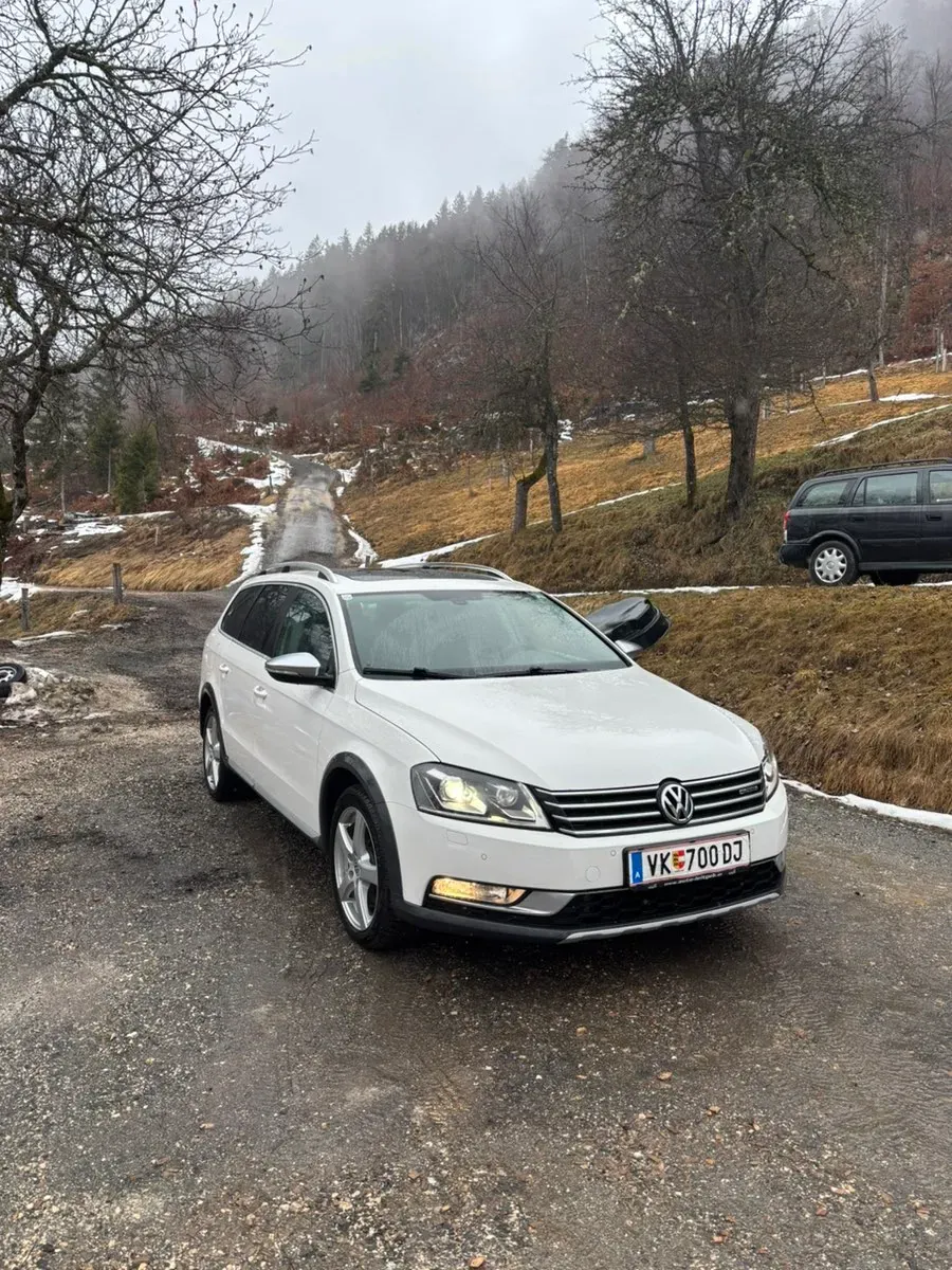 Volkswagen Passat 2014 photo 2