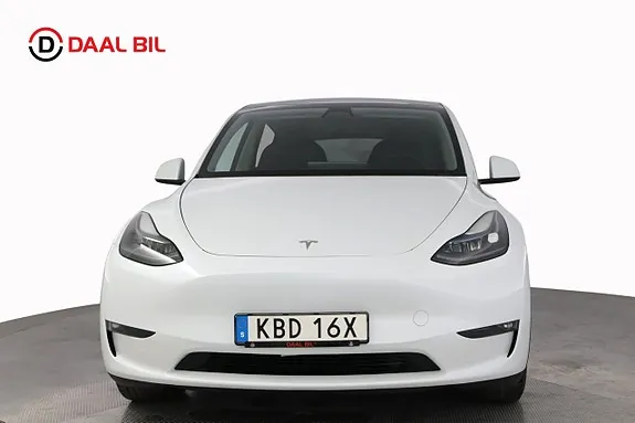 Tesla Model Y 2023 photo 2