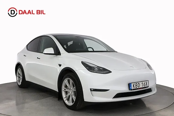 Tesla Model Y 2023 photo 3