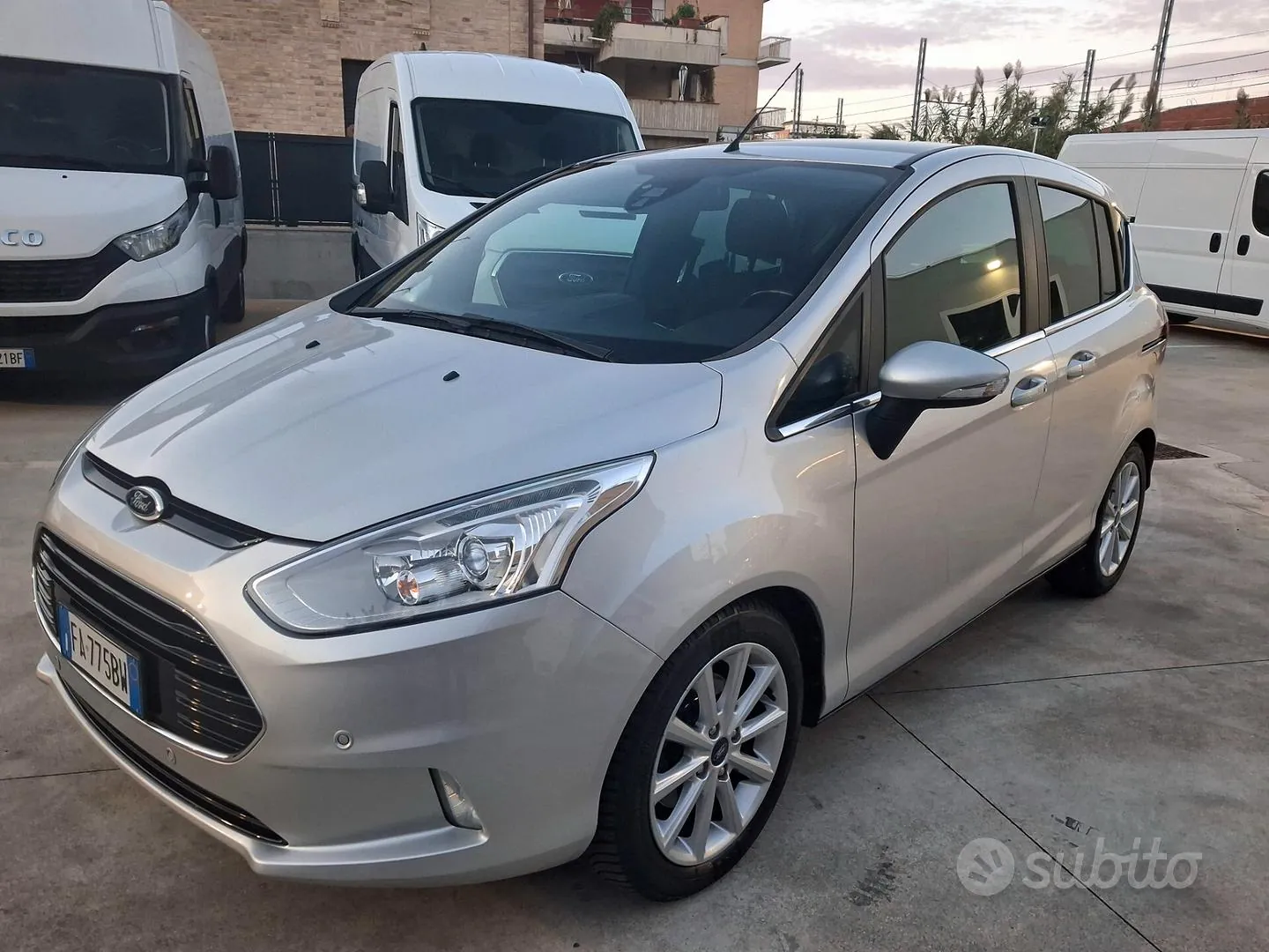 Ford B-Max 2015 photo 2