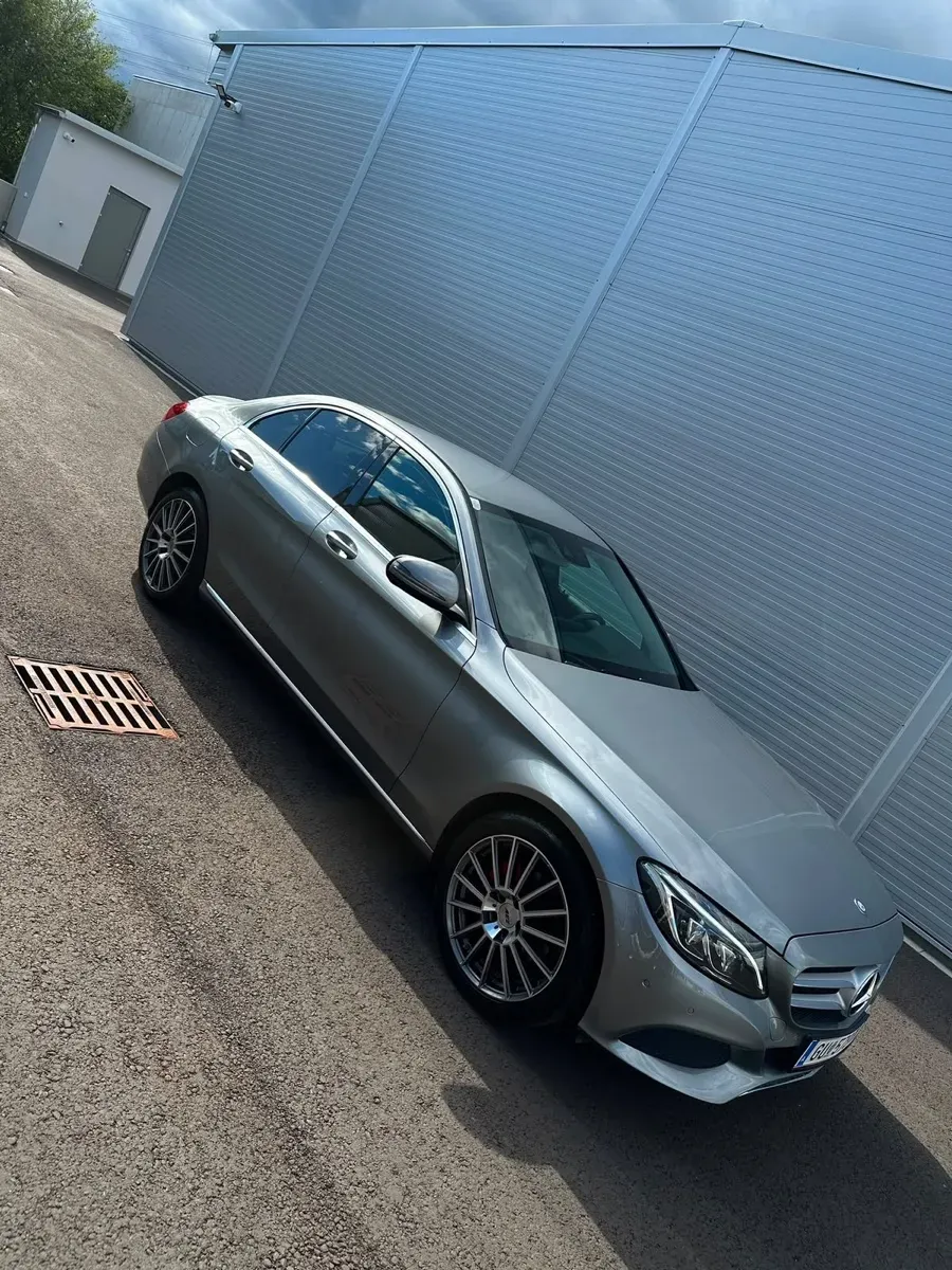 Mercedes-Benz C-Class 2016 photo 2